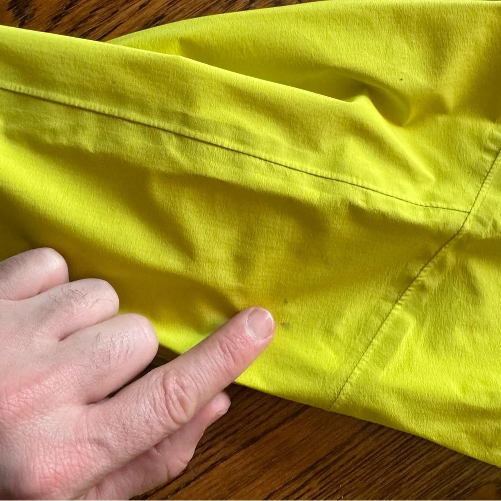 Patagonia Torrentshell Yellow RainJacket - Picture 6 of 6